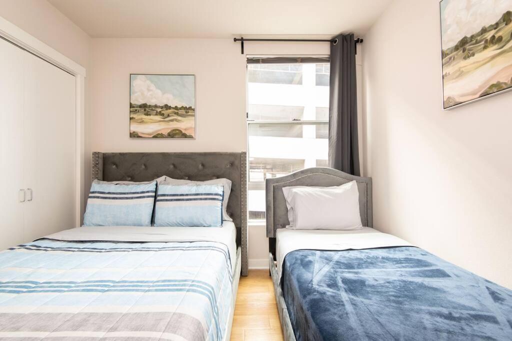 Comfy Cozy With Pool & Hot Tub In Downtown La' Appartement Los Angeles